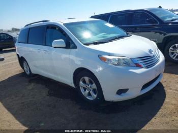  Salvage Toyota Sienna