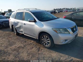  Salvage Nissan Pathfinder