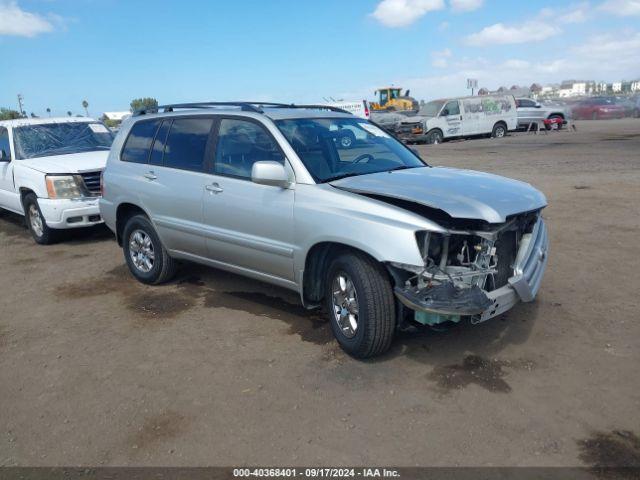  Salvage Toyota Highlander