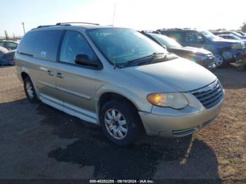  Salvage Chrysler Town & Country