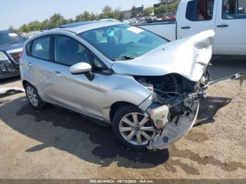  Salvage Ford Fiesta