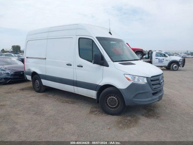  Salvage Mercedes-Benz Sprinter 2500