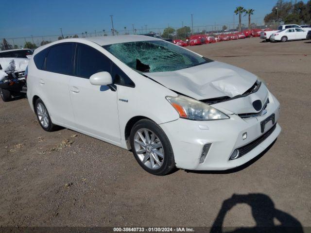  Salvage Toyota Prius v