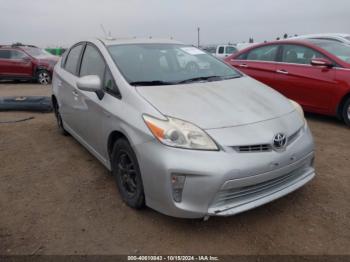  Salvage Toyota Prius