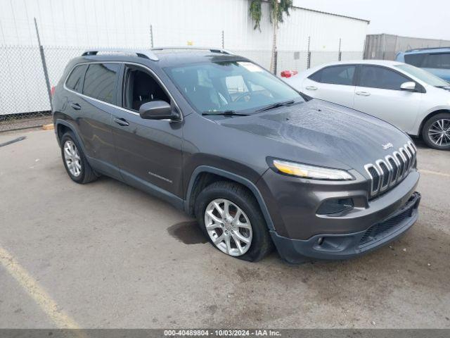  Salvage Jeep Cherokee