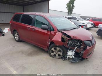  Salvage Toyota Sienna