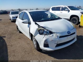  Salvage Toyota Prius c