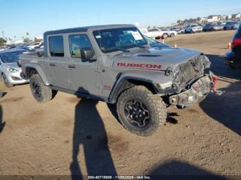  Salvage Jeep Gladiator