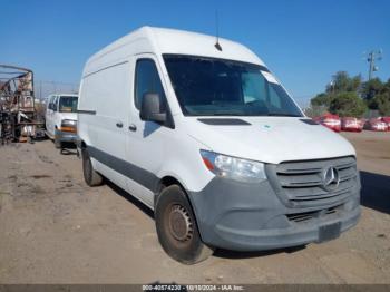  Salvage Mercedes-Benz Sprinter 2500