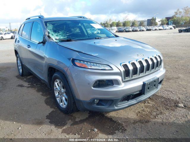  Salvage Jeep Cherokee