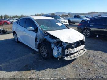  Salvage Toyota Prius