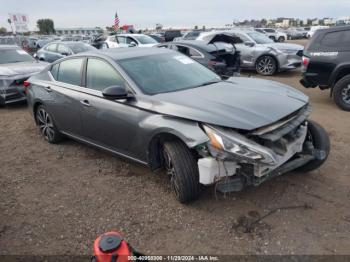  Salvage Nissan Altima