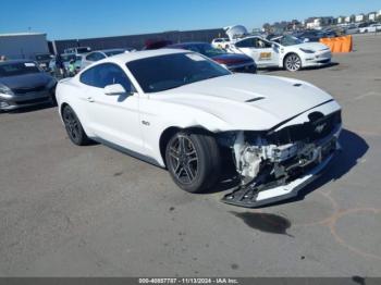  Salvage Ford Mustang