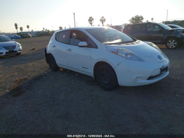  Salvage Nissan LEAF