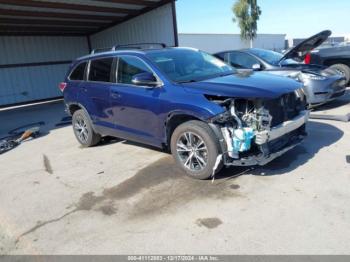  Salvage Toyota Highlander