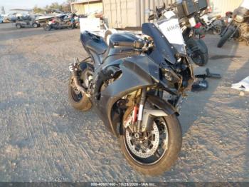  Salvage Kawasaki Zx1002