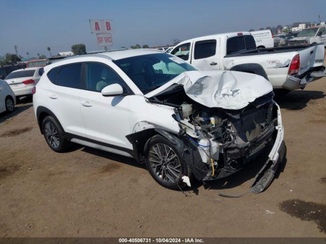  Salvage Hyundai TUCSON