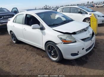  Salvage Toyota Yaris