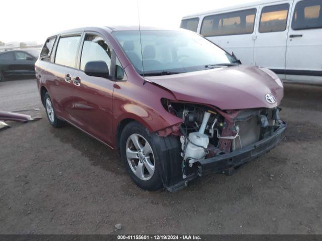  Salvage Toyota Sienna