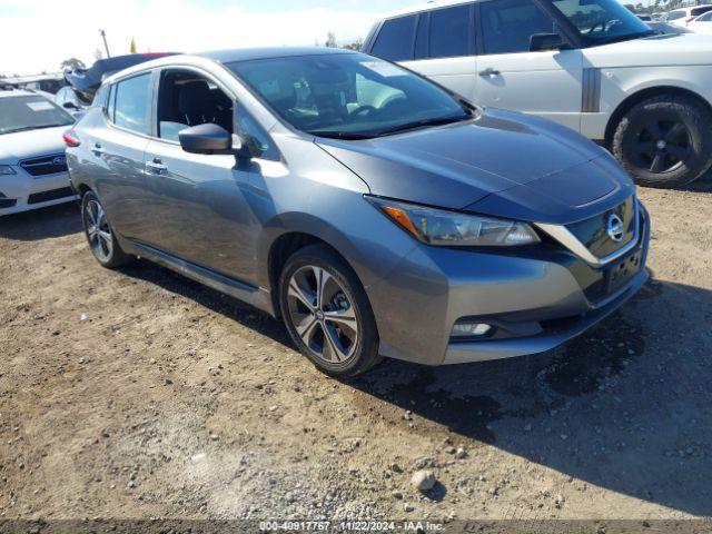  Salvage Nissan LEAF