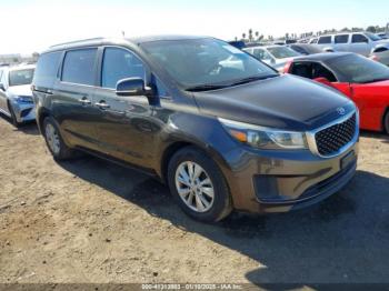  Salvage Kia Sedona