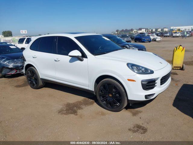  Salvage Porsche Cayenne