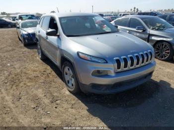  Salvage Jeep Cherokee