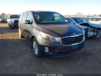  Salvage Kia Sedona