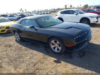  Salvage Dodge Challenger