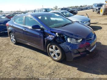  Salvage Hyundai ELANTRA