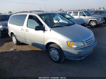  Salvage Toyota Sienna