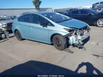  Salvage Toyota Prius