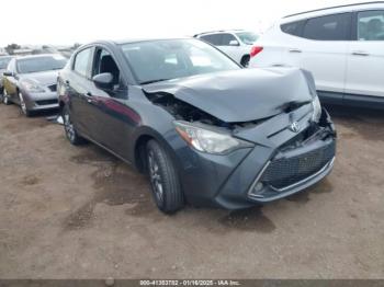  Salvage Toyota Yaris