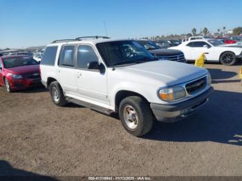  Salvage Ford Explorer