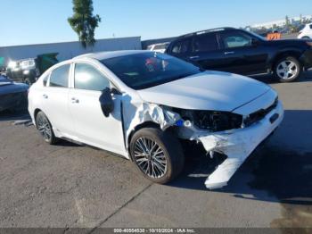  Salvage Kia Forte