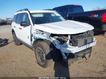  Salvage Ford Bronco