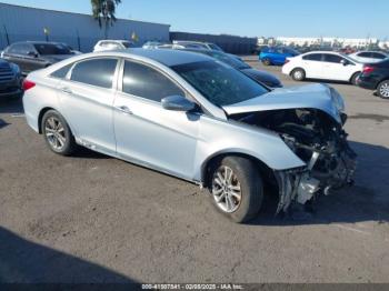  Salvage Hyundai SONATA