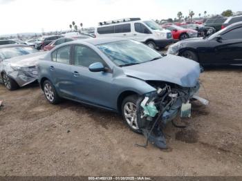  Salvage Mazda Mazda3