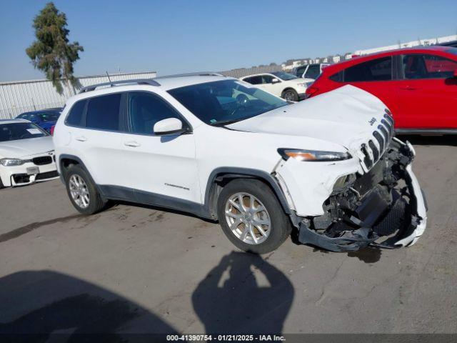  Salvage Jeep Cherokee