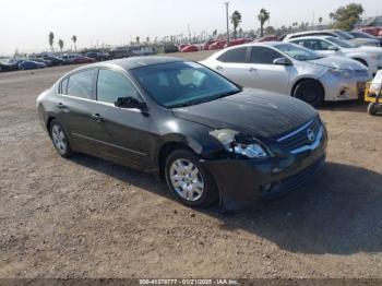  Salvage Nissan Altima