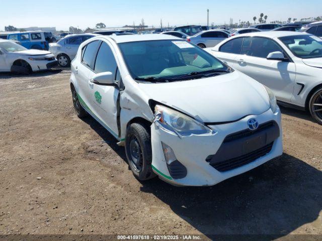  Salvage Toyota Prius c