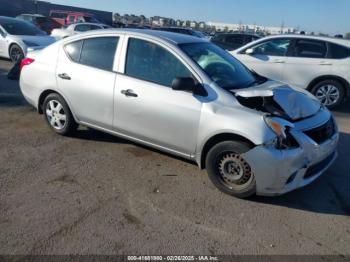  Salvage Nissan Versa