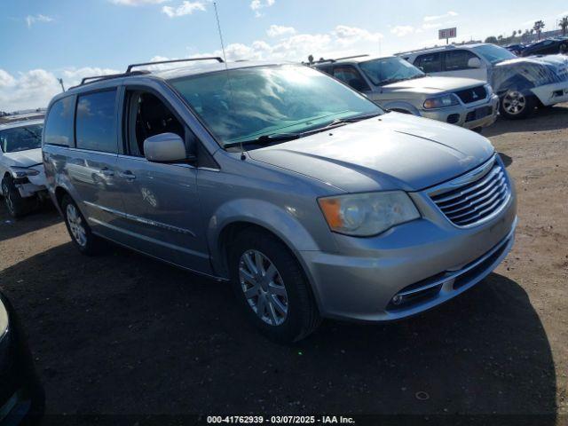  Salvage Chrysler Town & Country