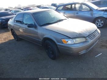  Salvage Toyota Camry