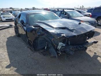  Salvage Dodge Challenger