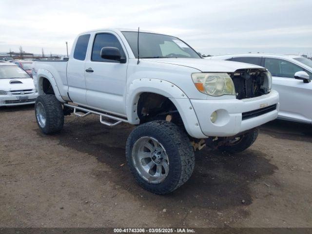  Salvage Toyota Tacoma