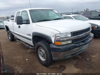  Salvage Chevrolet Silverado 2500