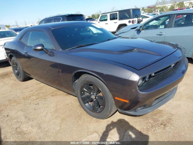  Salvage Dodge Challenger