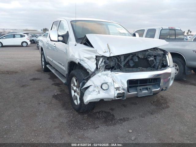  Salvage Nissan Titan