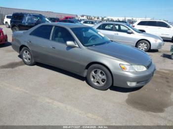  Salvage Lexus Es